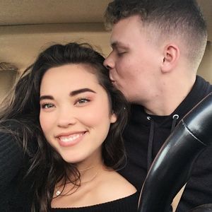 Meet your Posher, Abigail